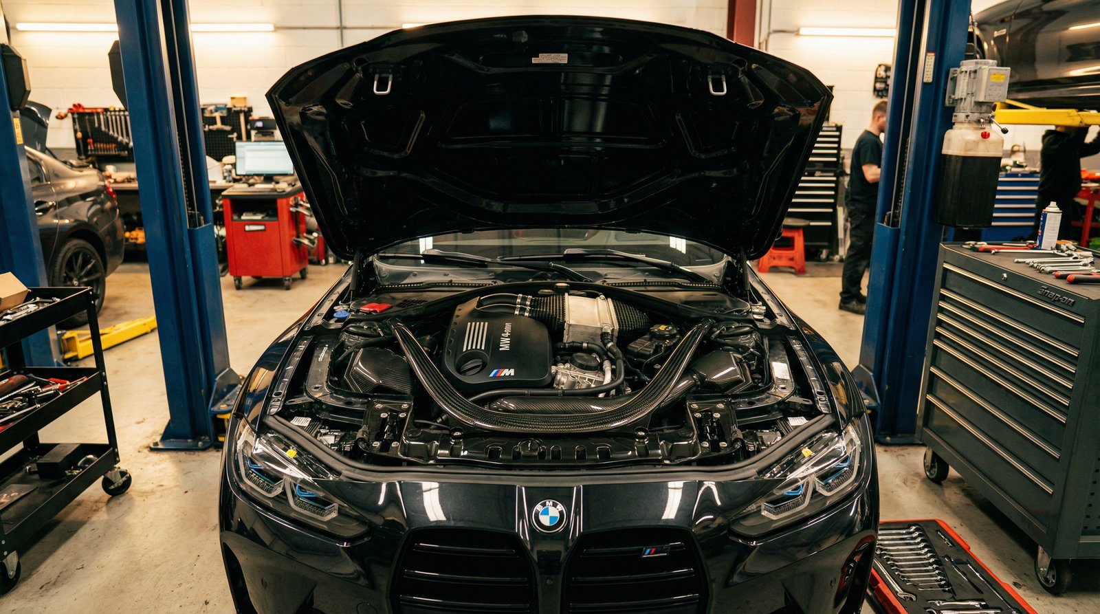 蜜芽发动机改装视频